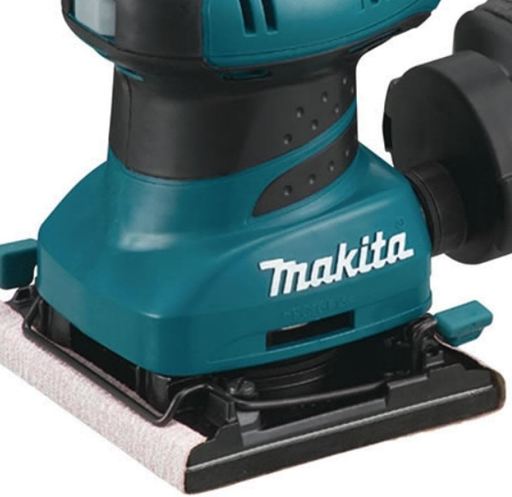 Comprar Lijadora de acabado Makita 2 amperios